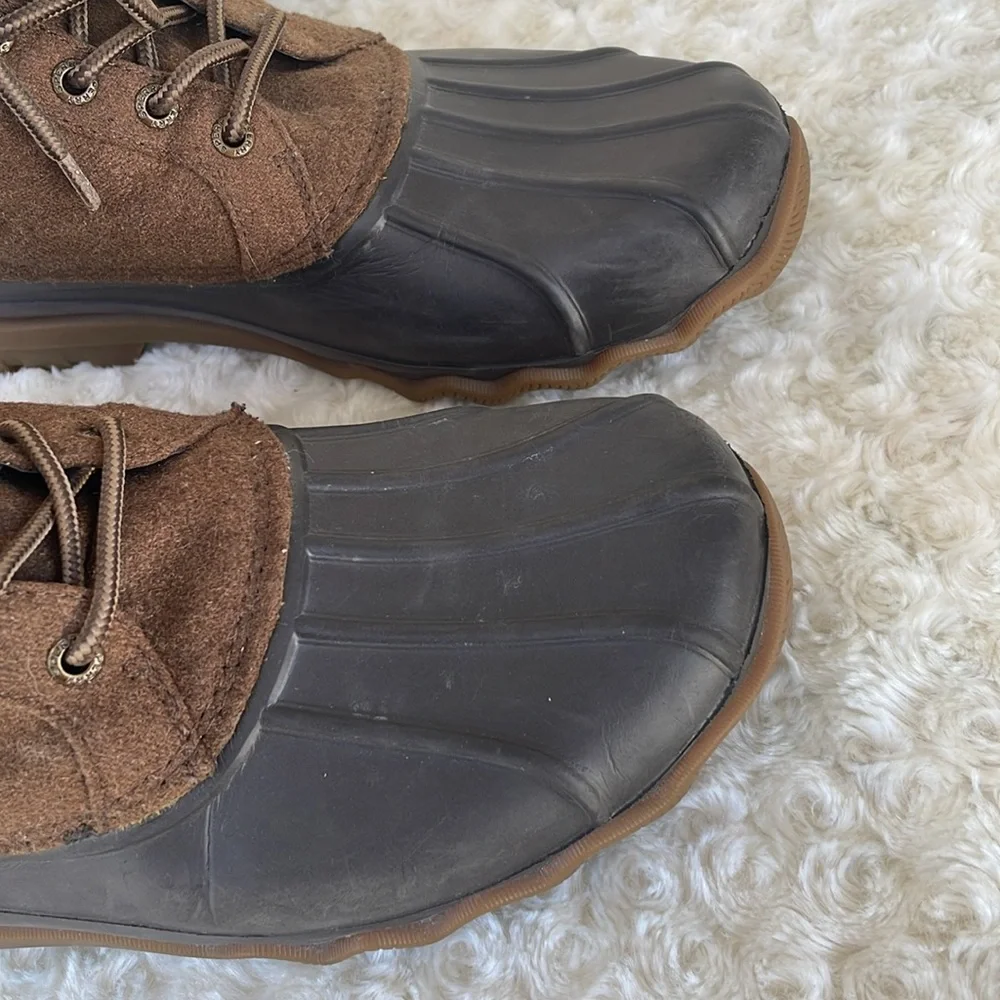 Sperry boots